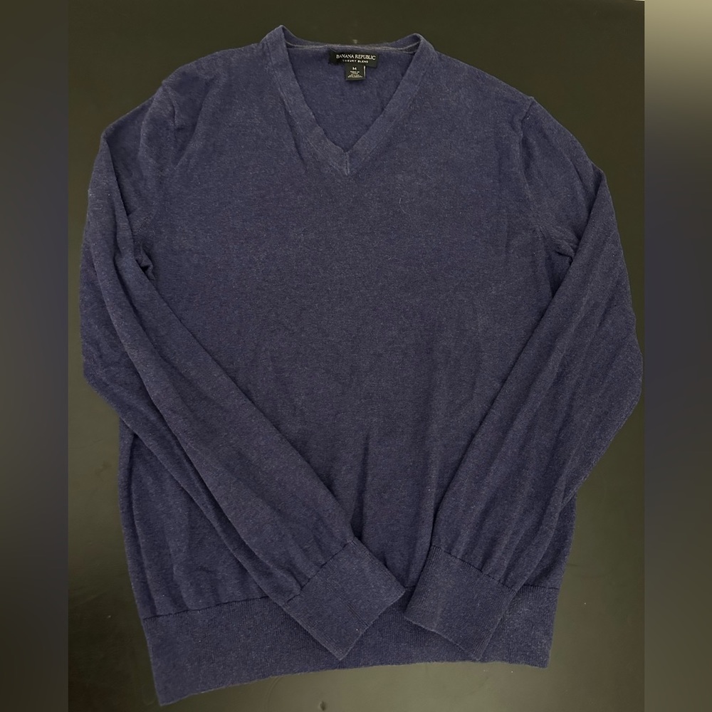 🔥2/$20🔥Banana Republic Men’s Sweater (medium)